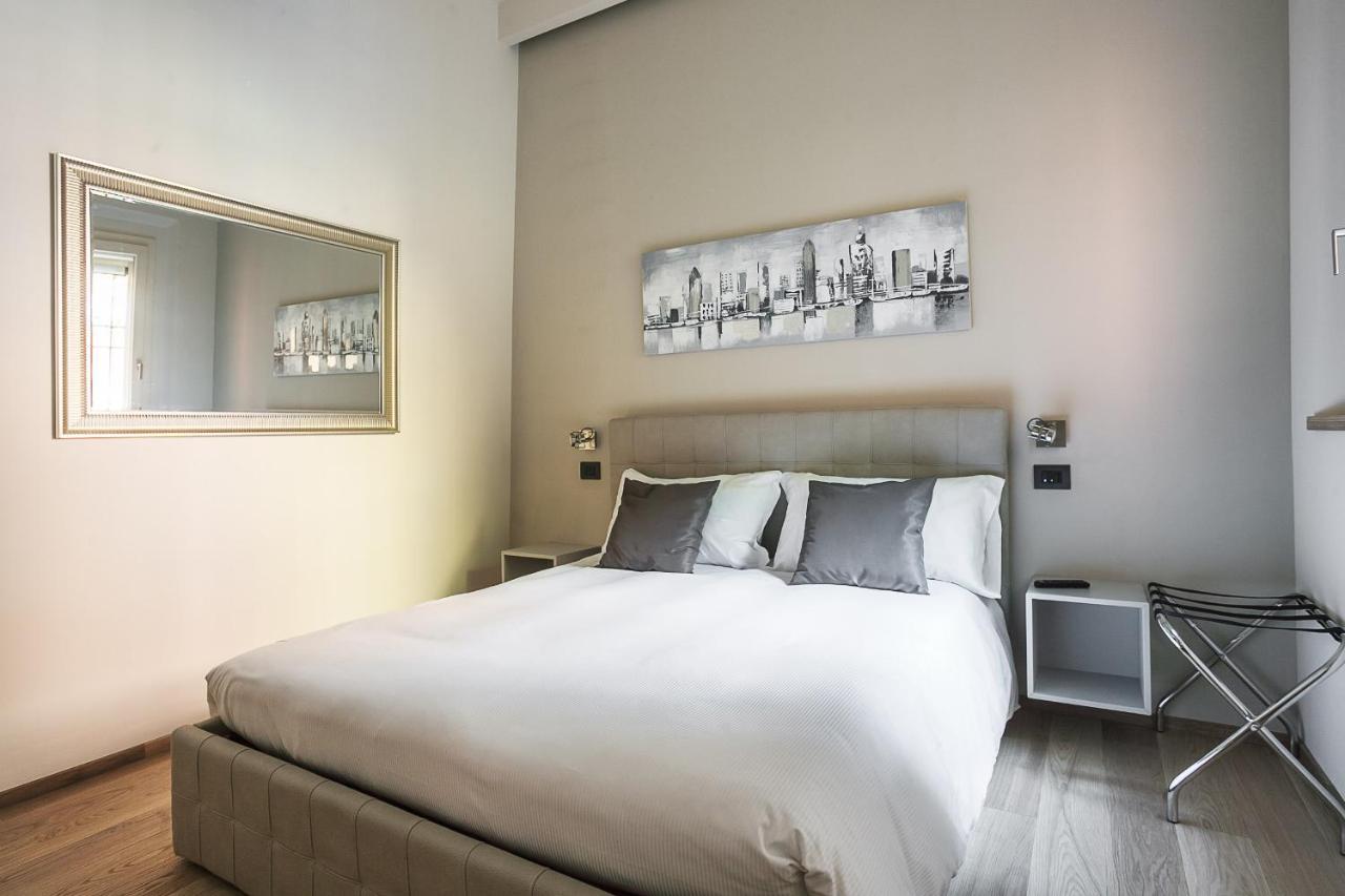 Residence Rizzoli-Suites Apartments Болонья Екстер'єр фото